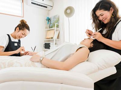 亀岡でマツエク エステ ネイルの事ならパレットへ